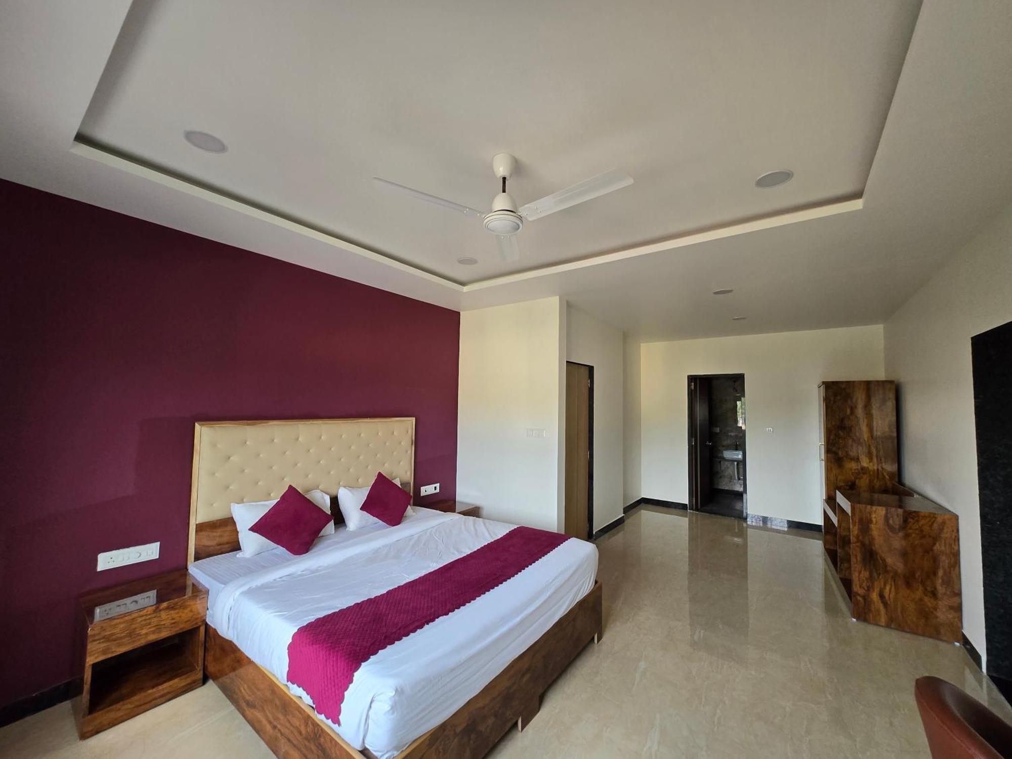 Hill View Hotel By Bil Lonavala Exterior photo