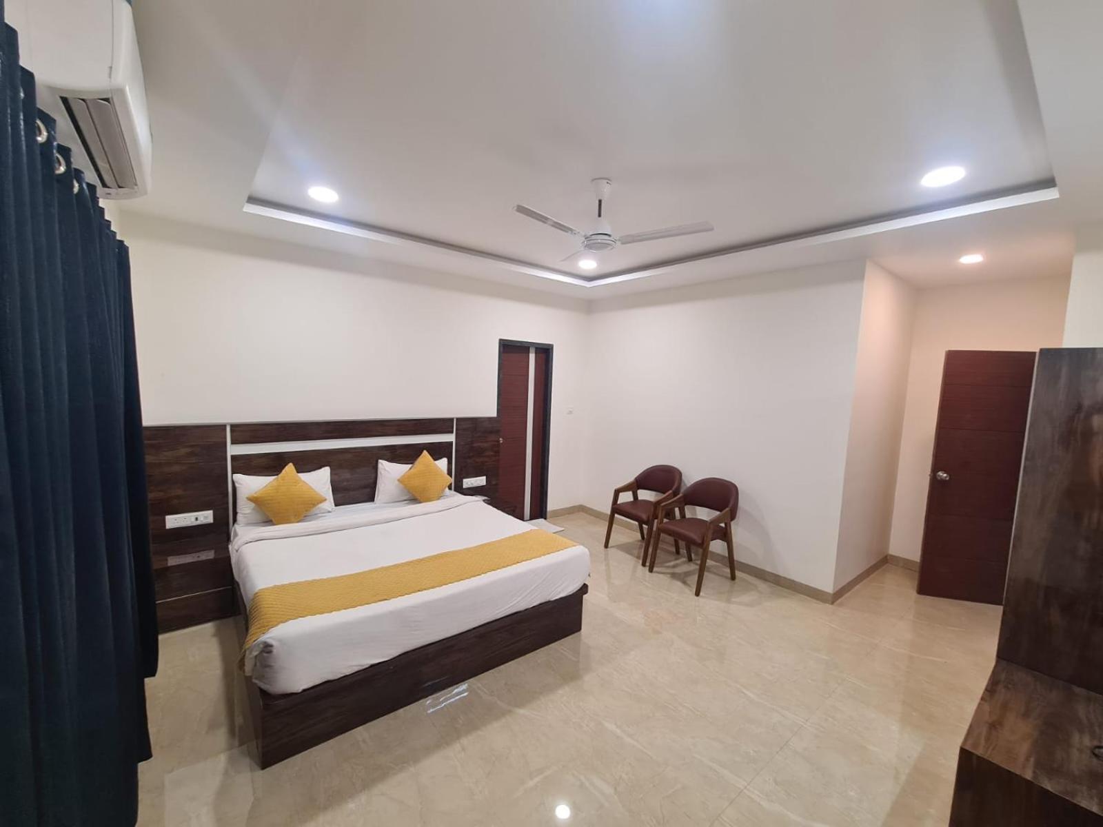Hill View Hotel By Bil Lonavala Exterior photo